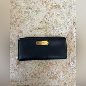 Marc Jacobs wallet